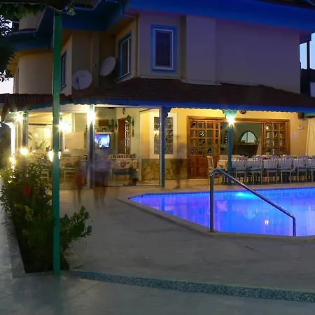 Mico Hotel 3*